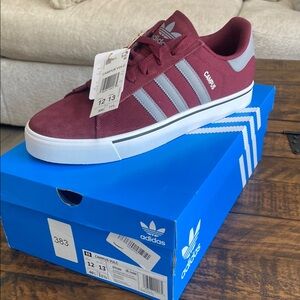 Adidas Campus Vulc ‘Shadow Red Gray’ Sneakers Classic Design. Mens 12. NIB.